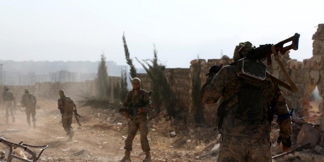 Suriye'de İslamcı gruplar arasındaki çatışmalar sürüyor